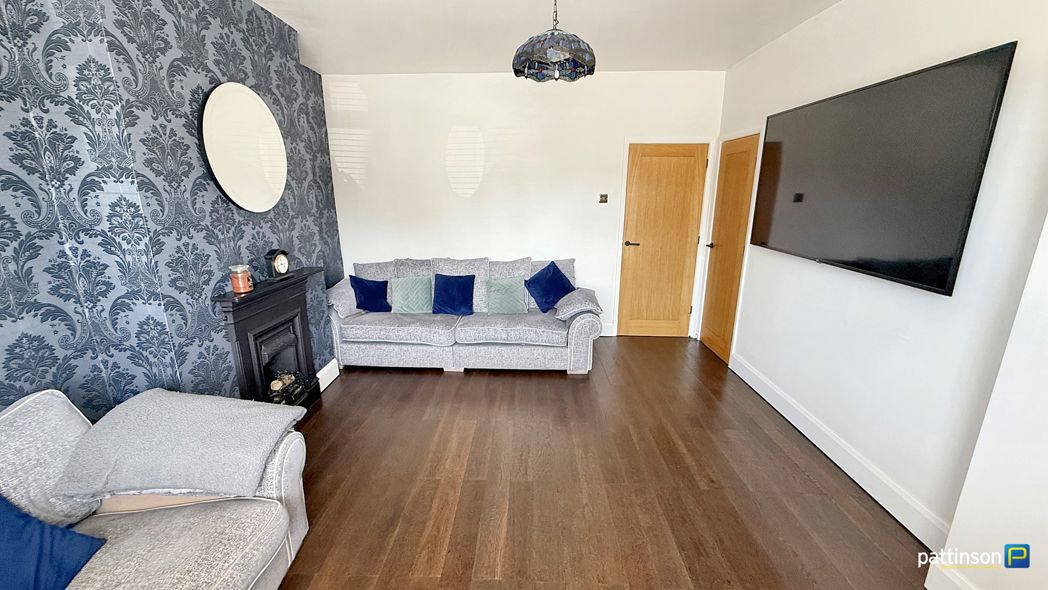 Property image 8 of 34