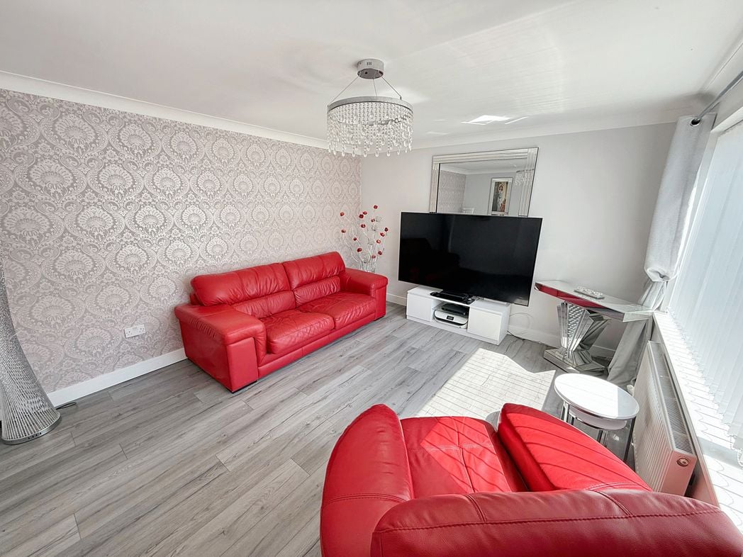 Property image 3 of 16