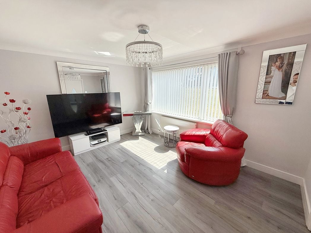 Property image 4 of 16