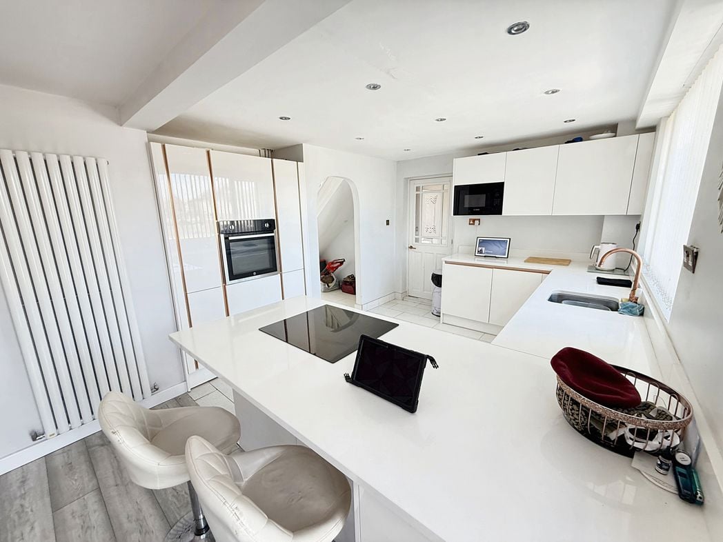 Property image 7 of 16