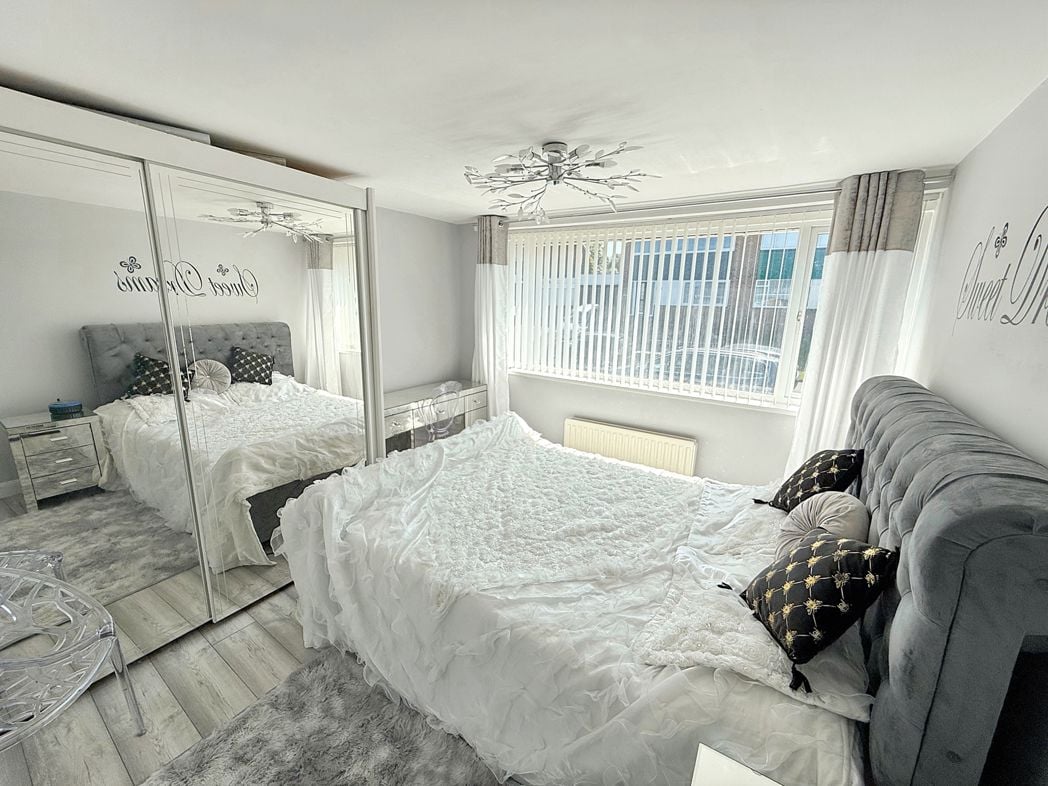 Property image 13 of 16