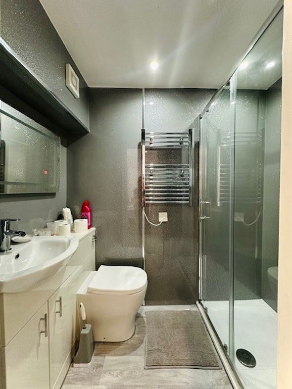 Angels Guest House, 29, Blackpool, Lancashire, FY1 4DD