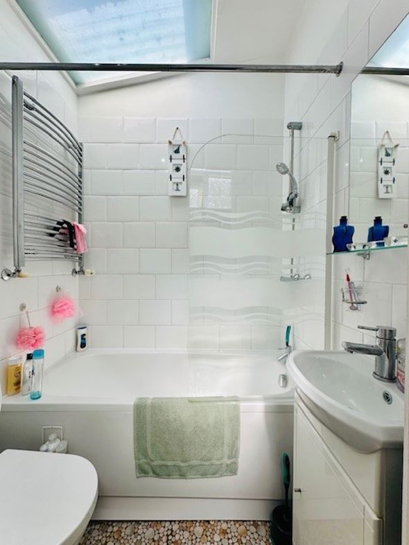 Angels Guest House, 29, Blackpool, Lancashire, FY1 4DD