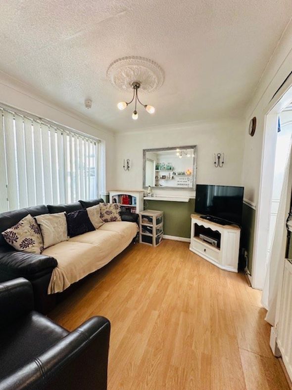 Angels Guest House, 29, Blackpool, Lancashire, FY1 4DD