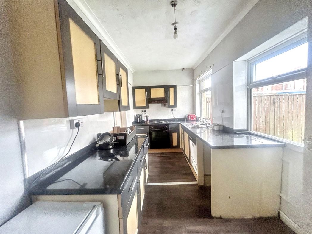 Property image 4 of 12