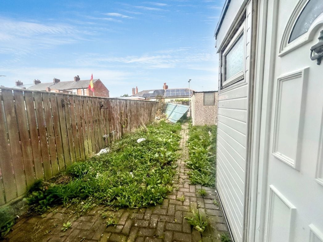 Property image 11 of 12