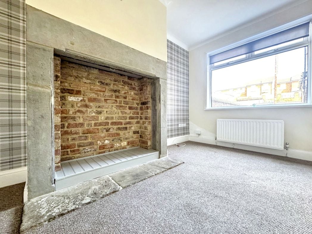 Property image 8 of 19