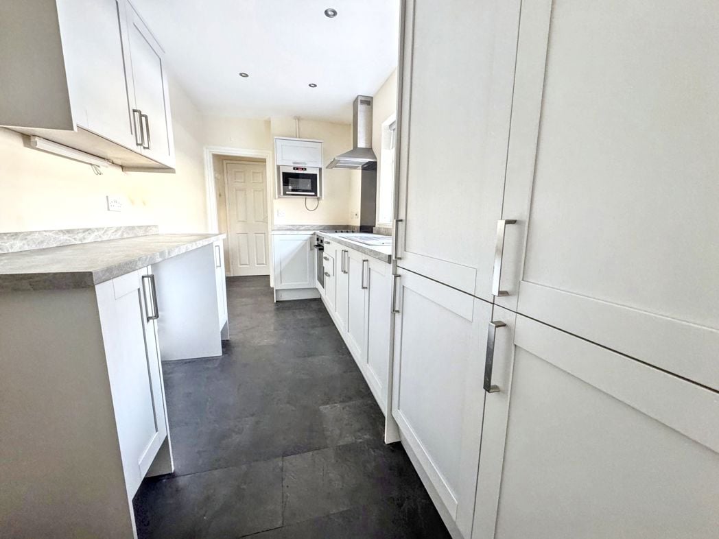 Property image 10 of 19