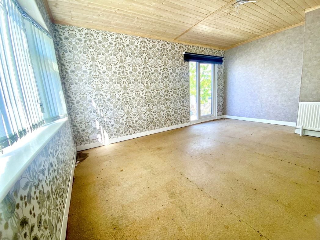 Property image 2 of 17