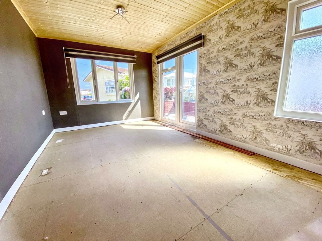 Property image 4 of 17
