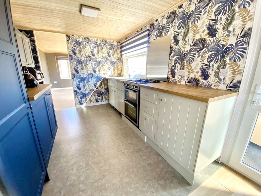 Property image 6 of 17