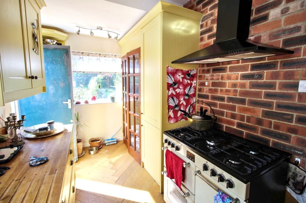 Property image 5 of 17