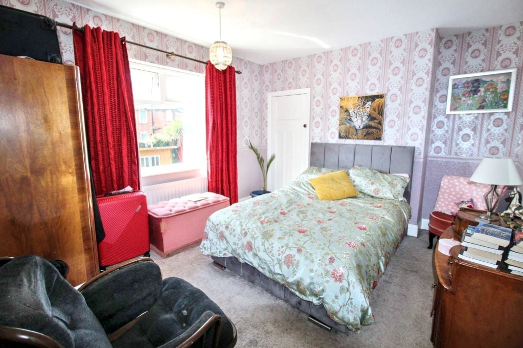 Property image 8 of 17