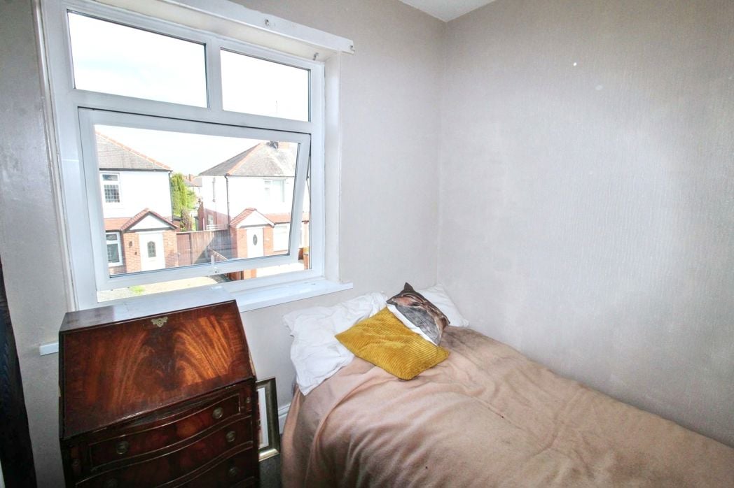 Property image 10 of 17