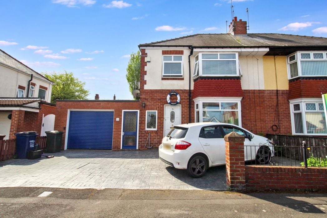 Property image 14 of 17