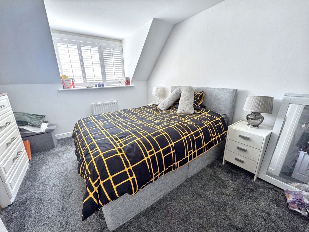 Property image 8 of 13