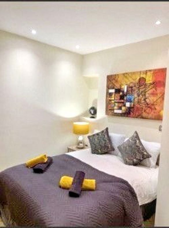 Property image 11 of 13