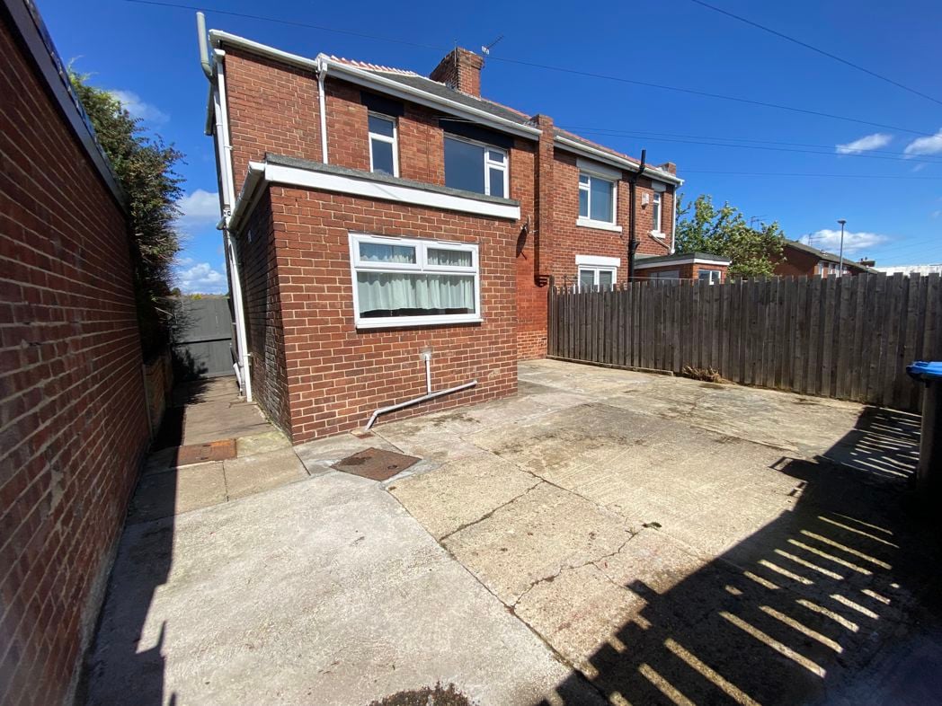 Property image 17 of 21