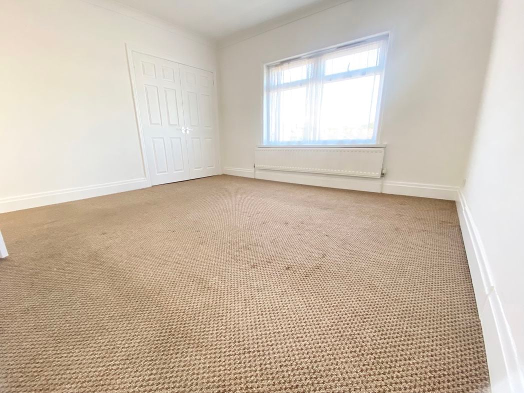 Property image 9 of 21