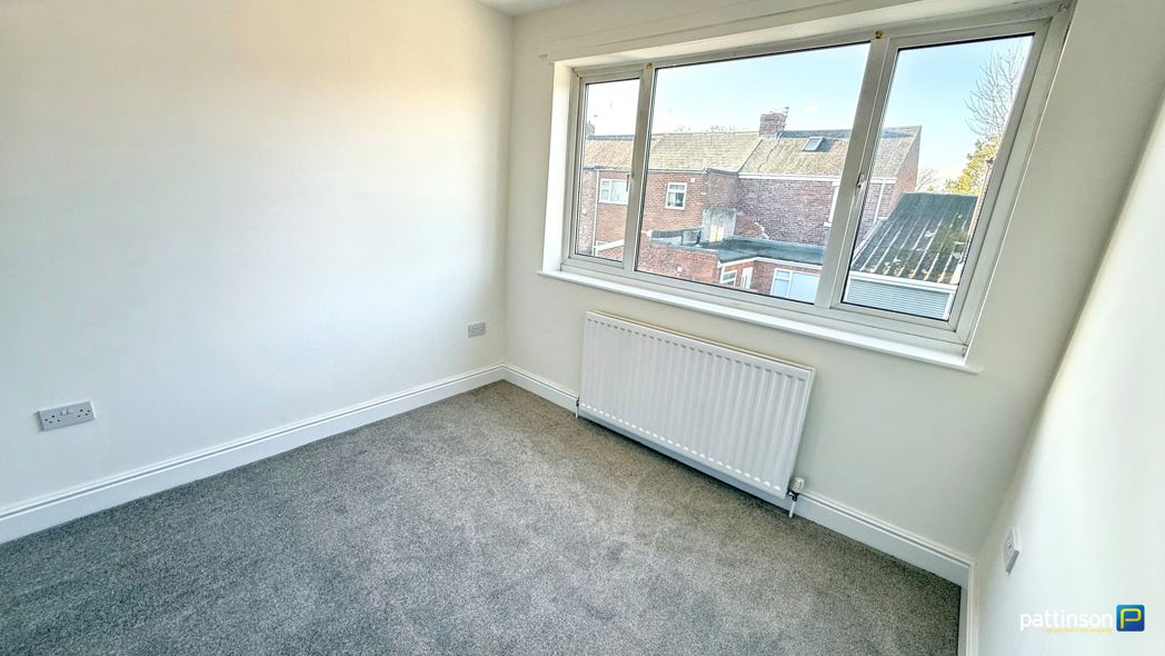 Property image 21 of 28