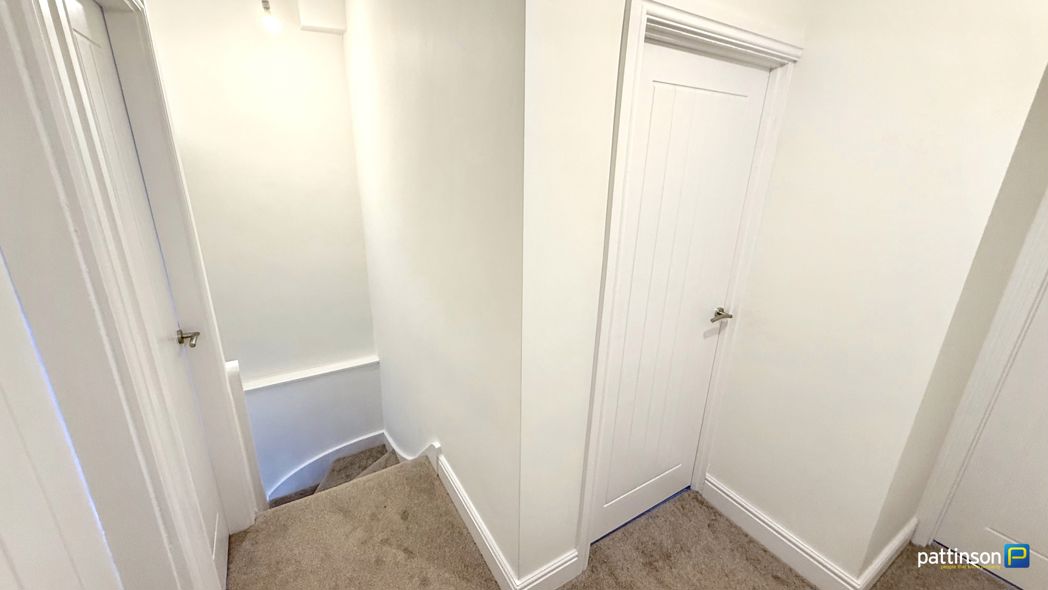 Property image 17 of 28