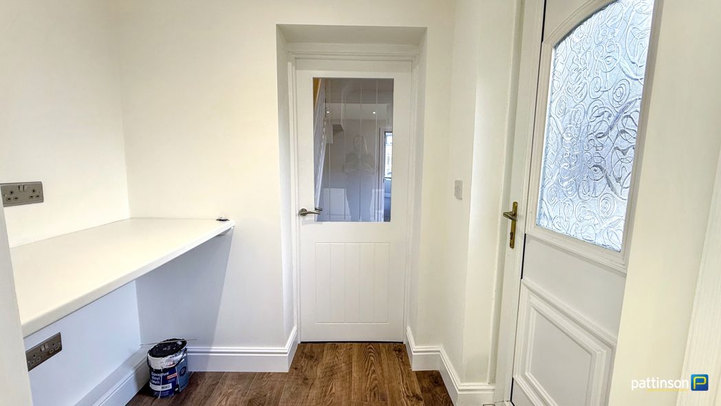 Property image 12 of 28