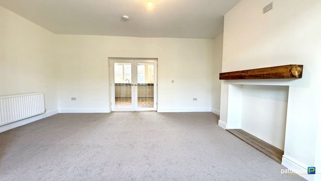 Property image 5 of 28