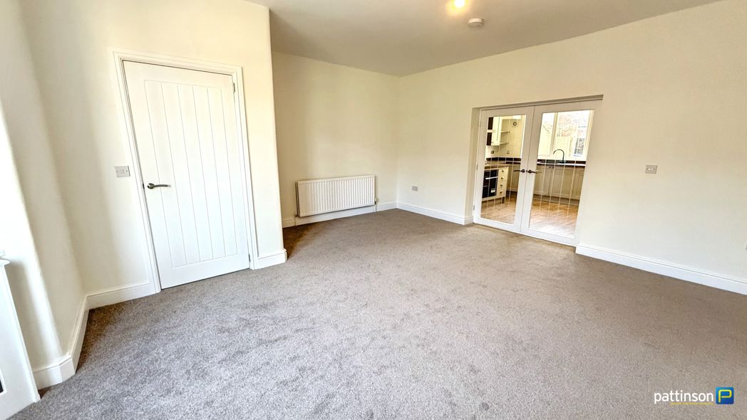 Property image 7 of 28