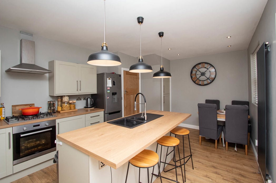 Property image 5 of 14