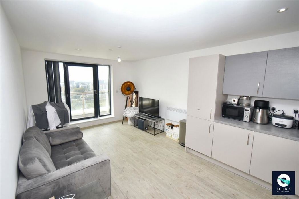 Property image 2 of 9