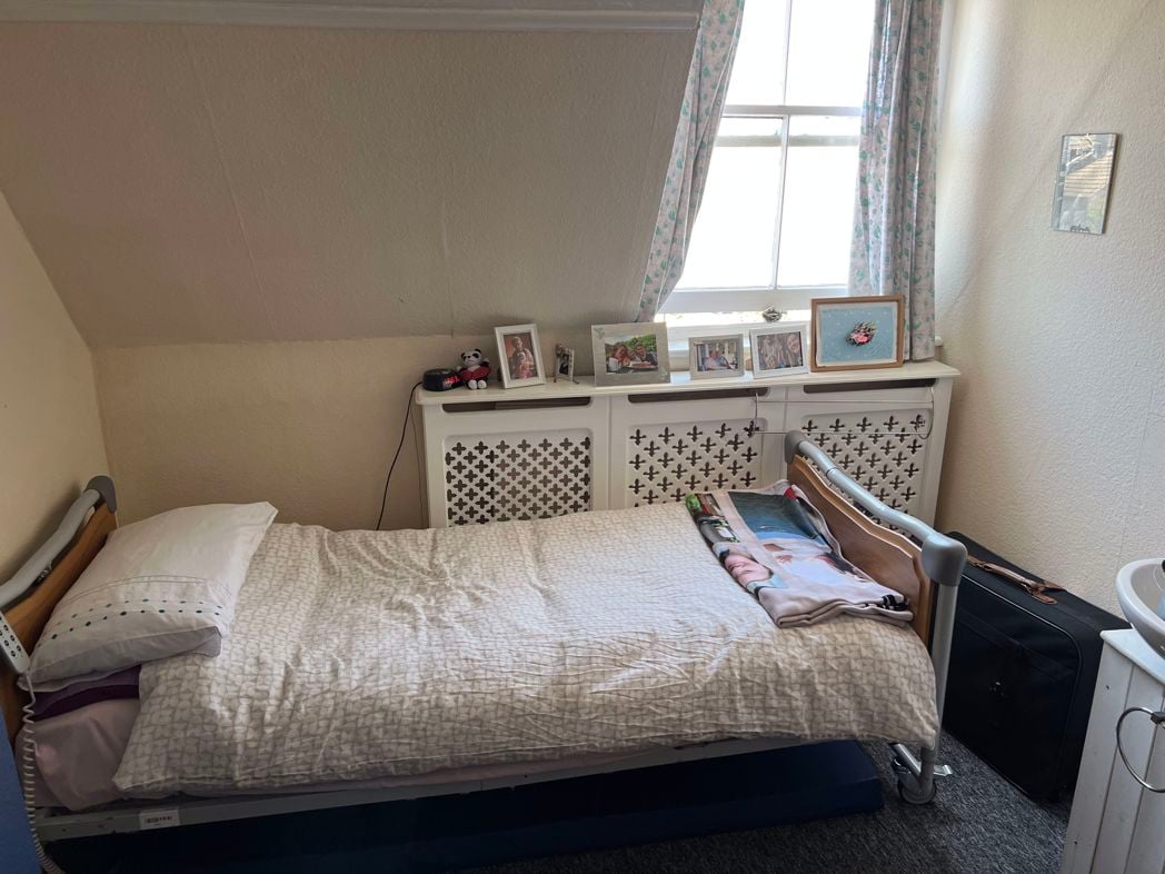 Property image 6 of 12