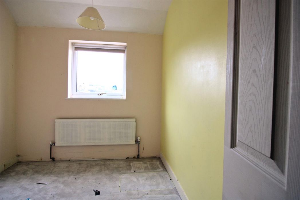 Property image 11 of 18