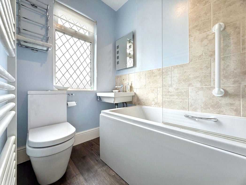 Property image 5 of 28