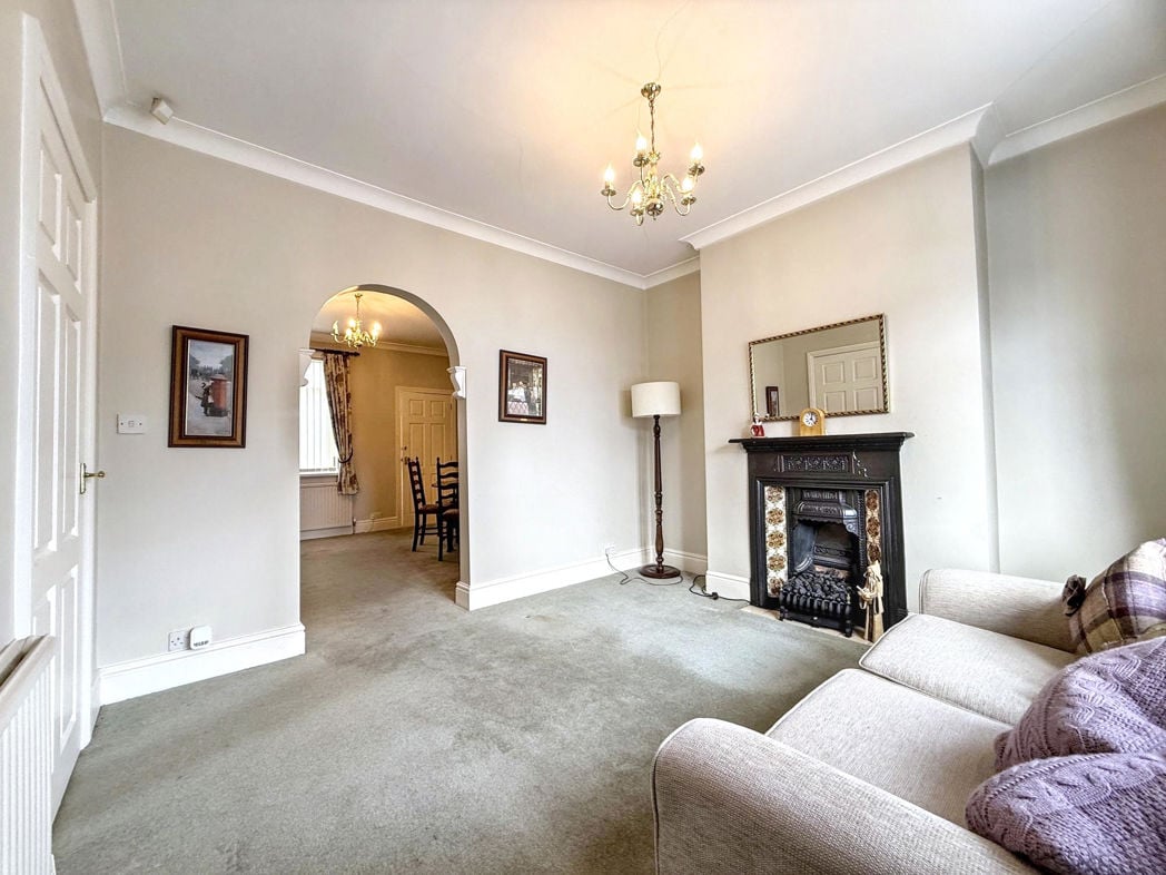 Property image 4 of 28
