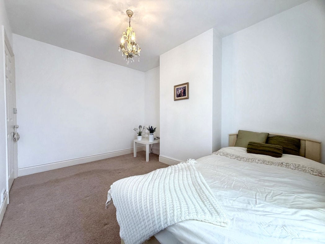 Property image 18 of 28