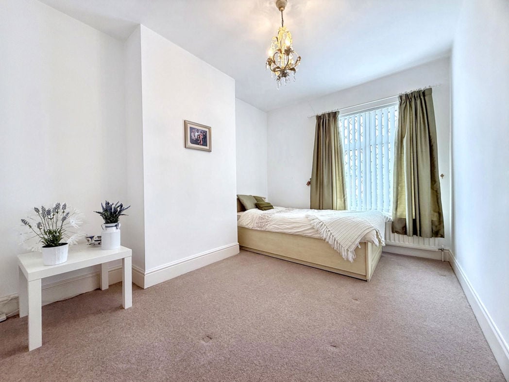 Property image 17 of 28