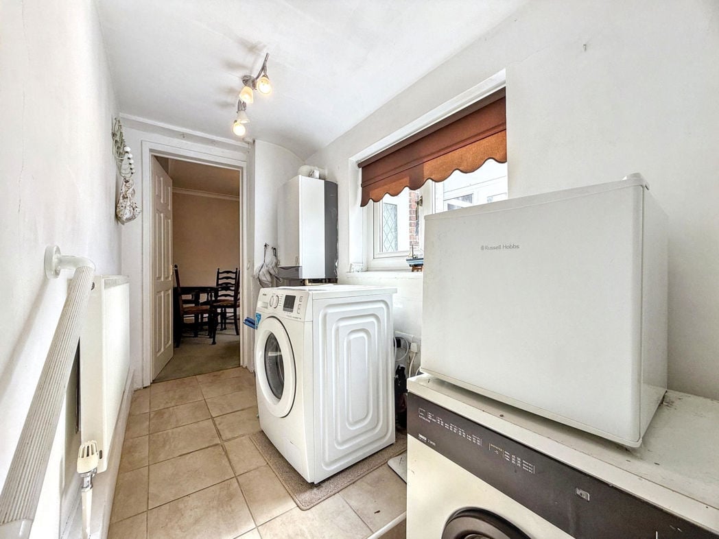 Property image 13 of 28