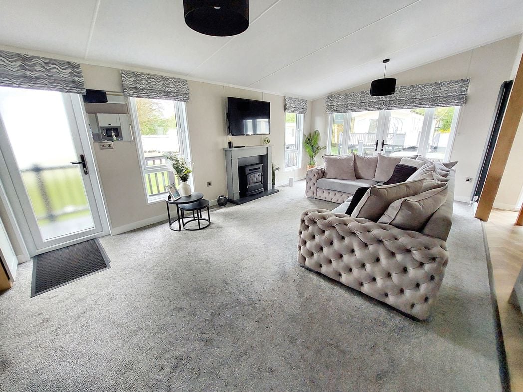 Property image 7 of 18
