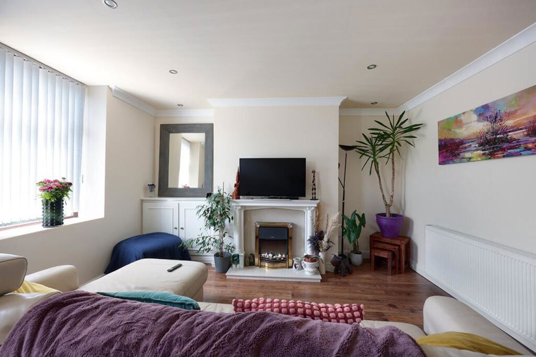 9, Burnley, Lancashire, BB12 8NW