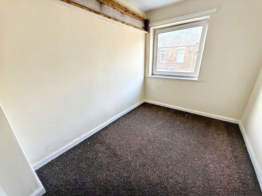 Property image 10 of 16
