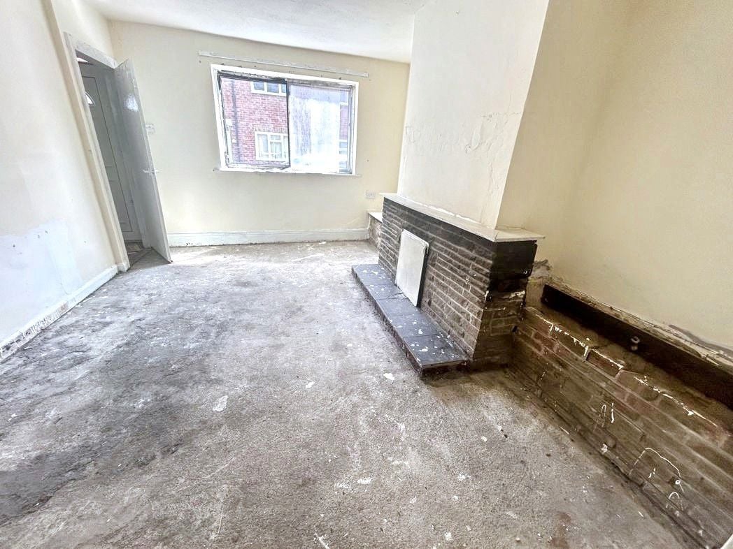 Property image 3 of 16