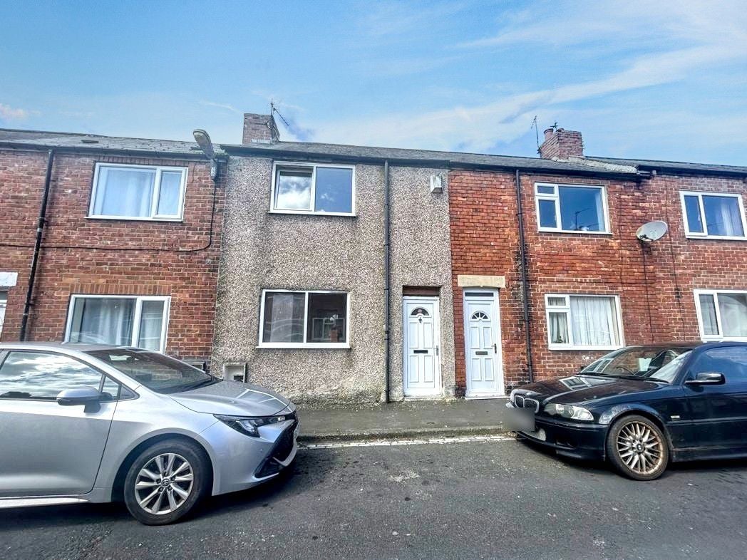 Property image 2 of 16