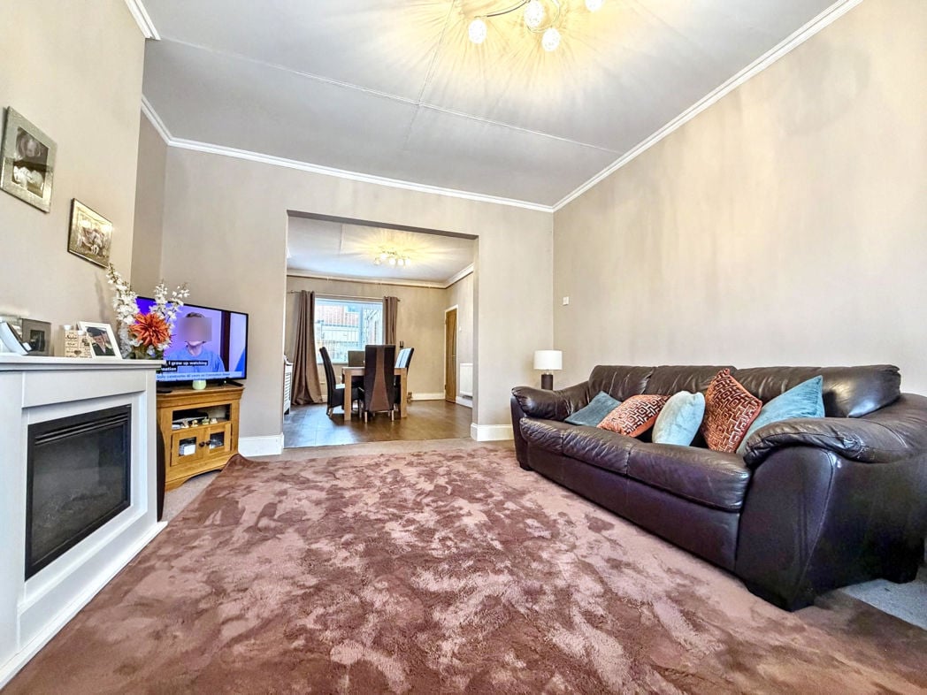 Property image 4 of 17
