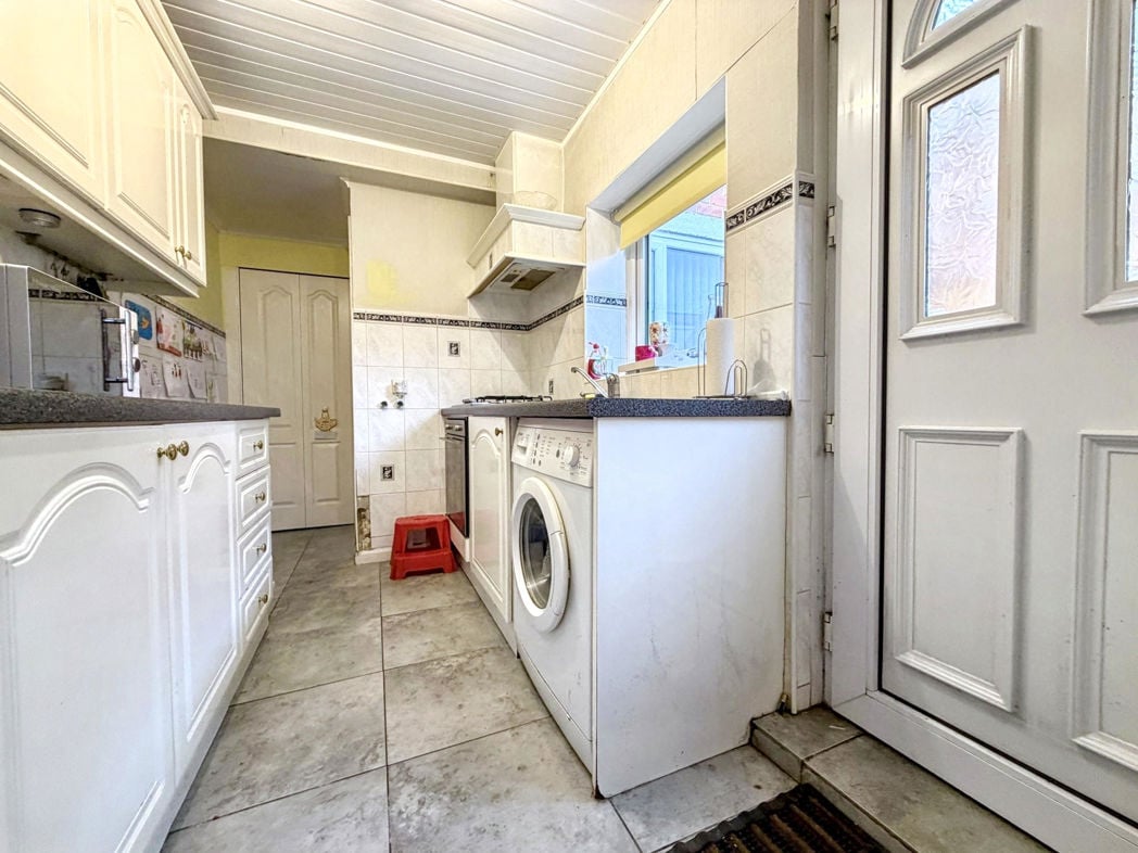Property image 7 of 17