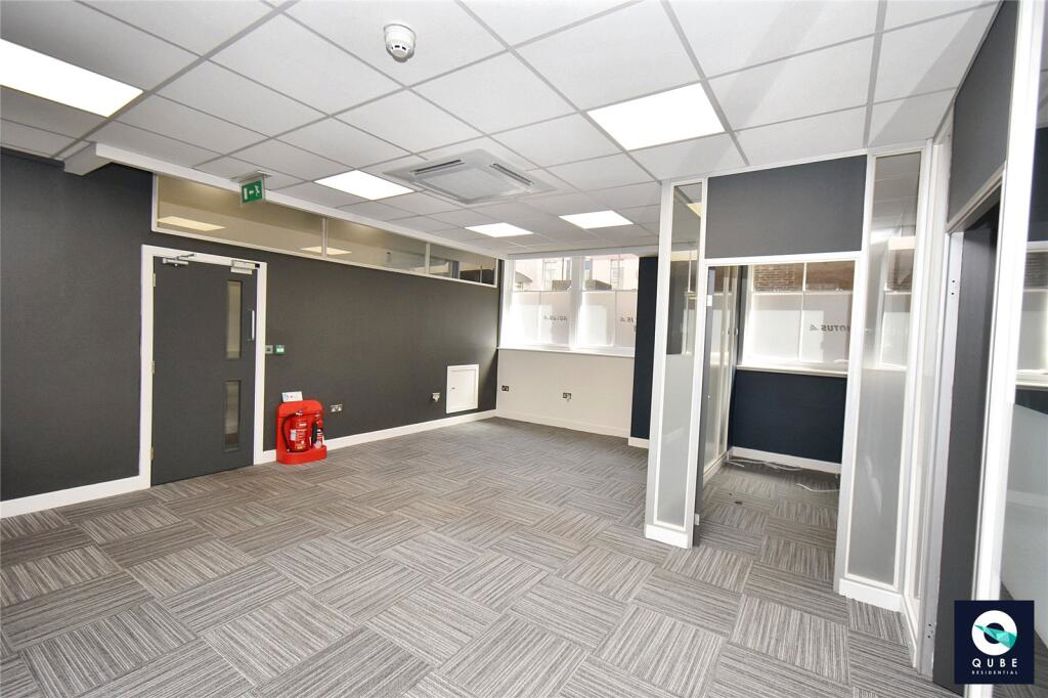 Property image 8 of 20