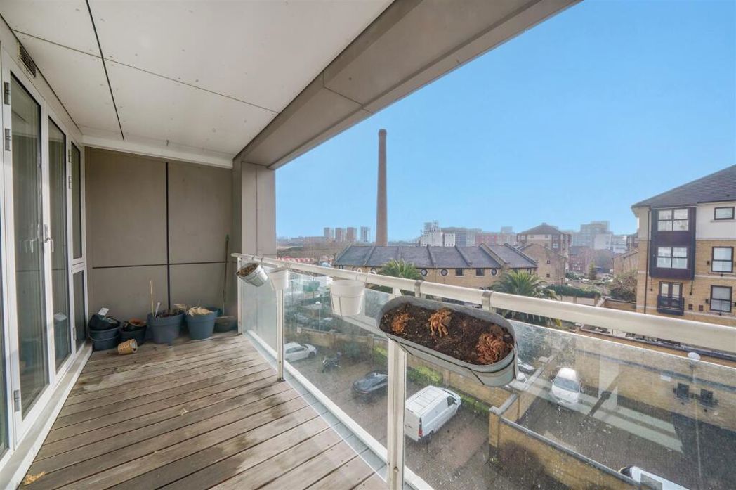 Property image 8 of 8