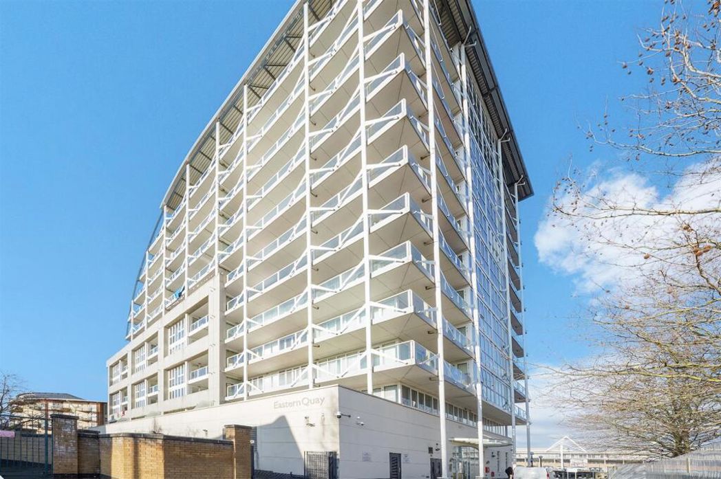 Property image 1 of 8