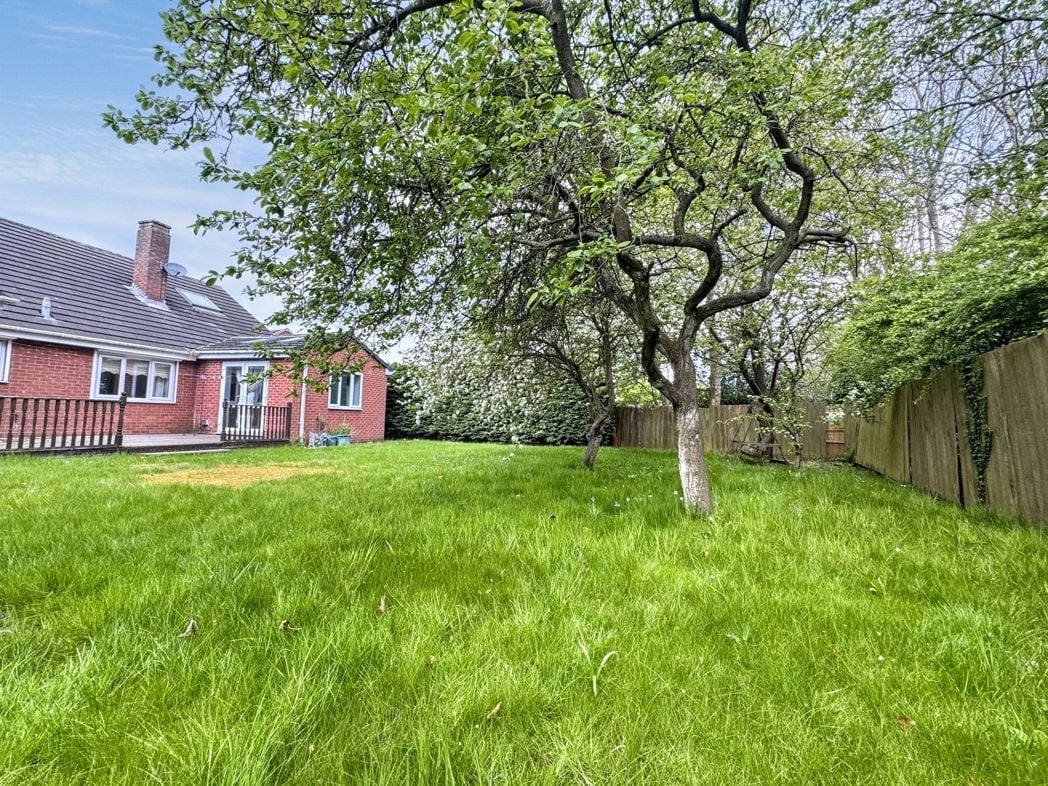 Property image 24 of 28