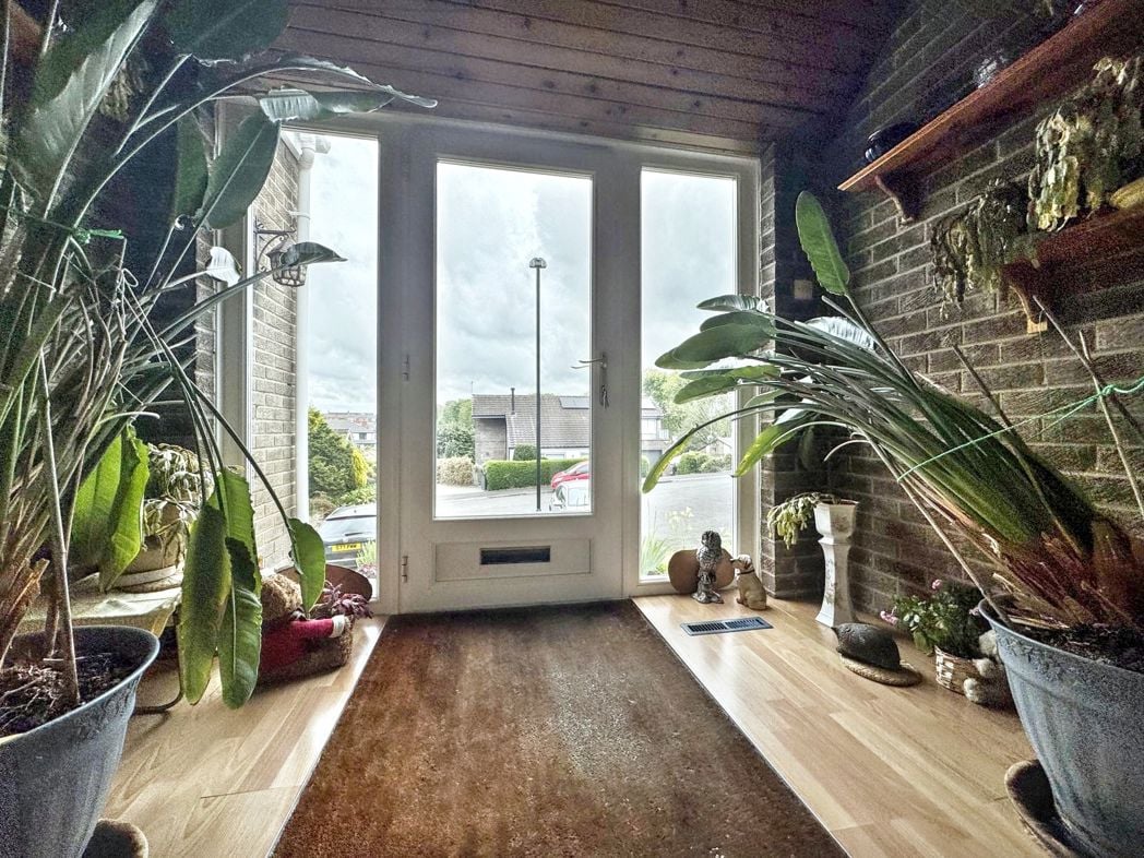 Property image 4 of 33