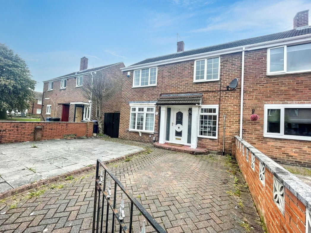 Property image 1 of 11